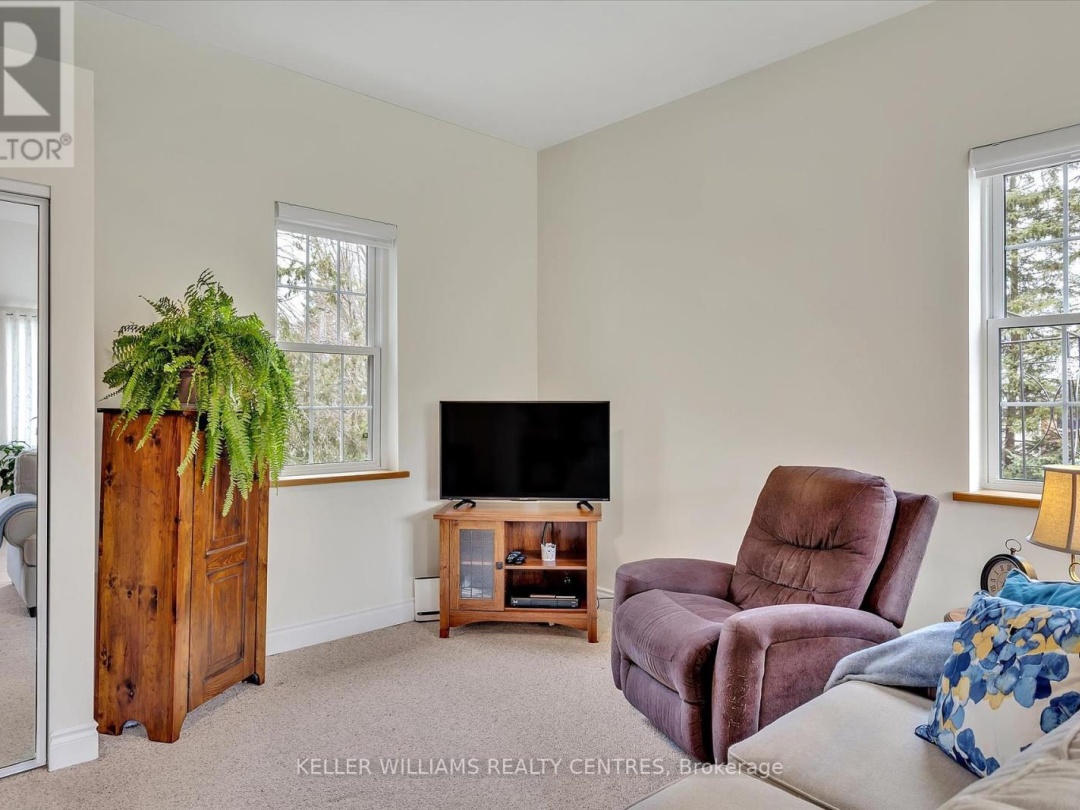 140 KING STREET, Kawartha Lakes (Woodville)