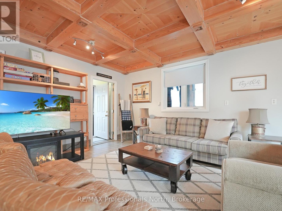 1008 CHEROKEE TRAIL, Halls Lake