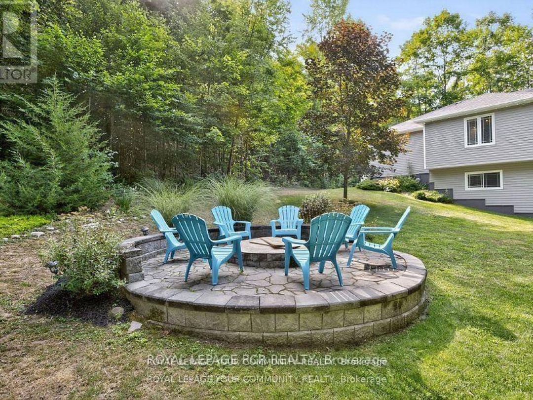 135 HURONWOODS DRIVE, Oro-Medonte (Sugarbush)