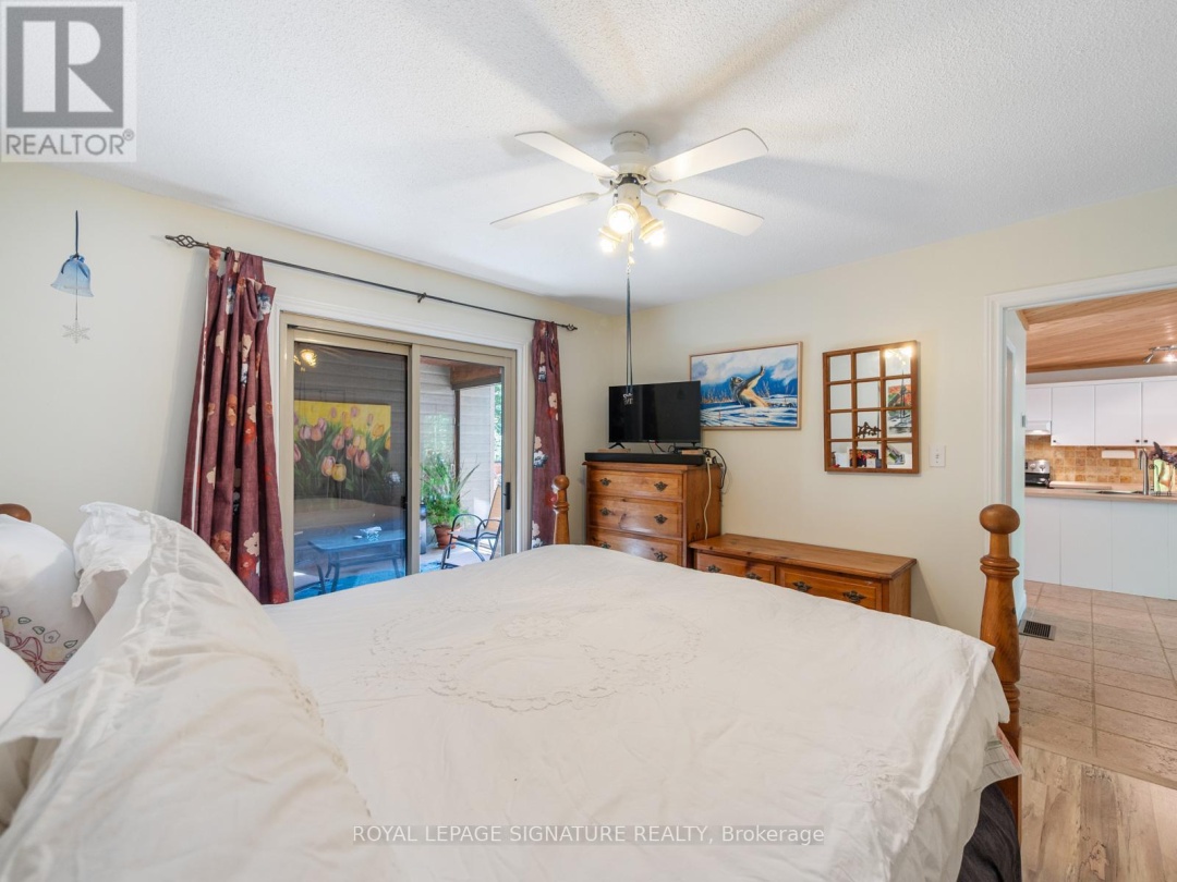 22 IROQUOIS RIDGE, 