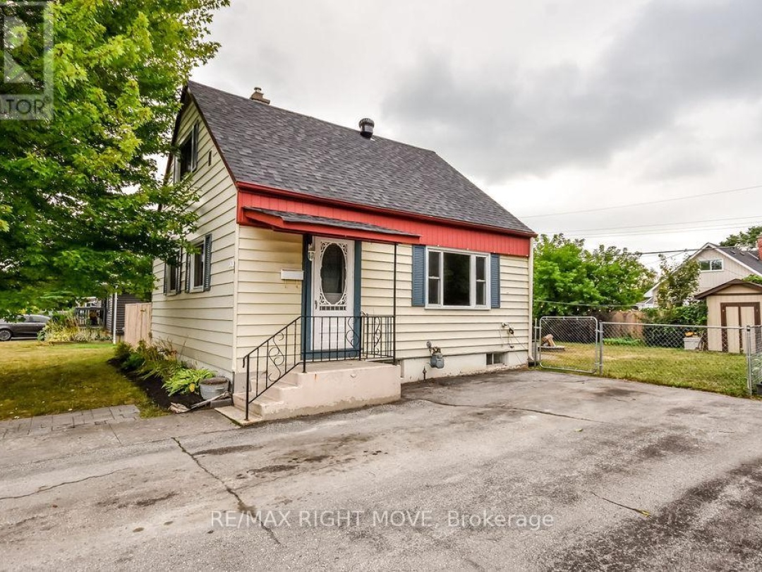 320 HILDA STREET, 