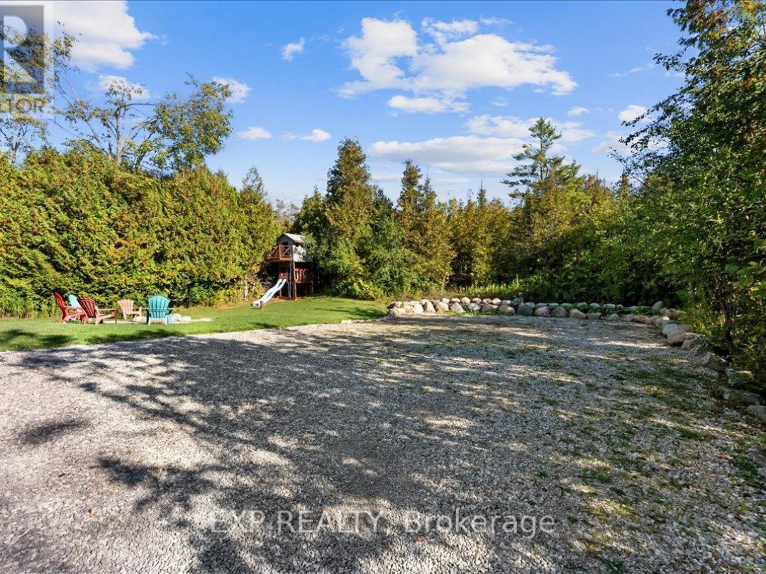 857 CEDAR GLEN ROAD, 