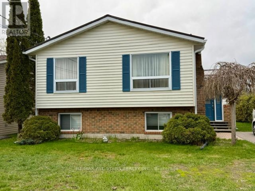 16 DUNN STREET, Kawartha Lakes (Bobcaygeon)