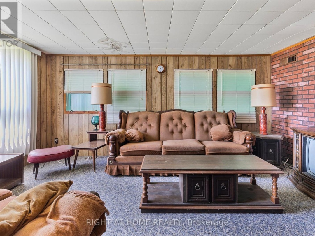 194 MCGUIRE BEACH ROAD, Kawartha Lakes (Carden)