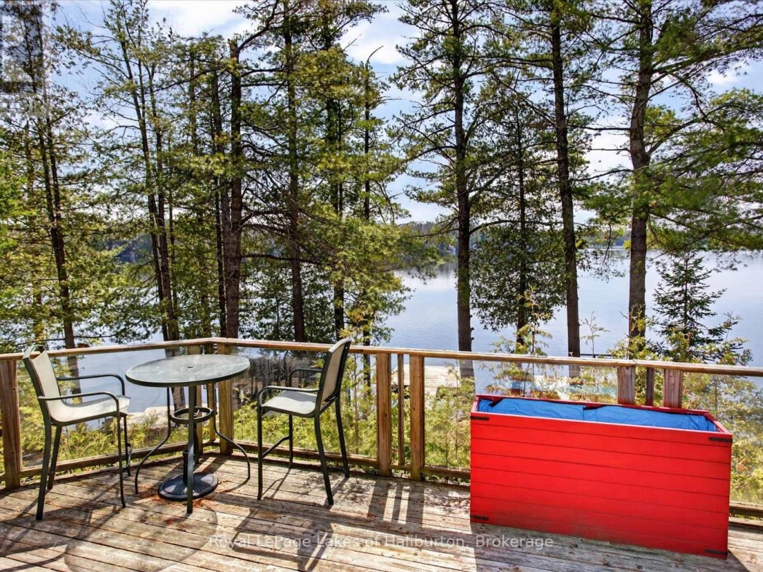 54 CLEARVIEW DRIVE, Crystal Lake