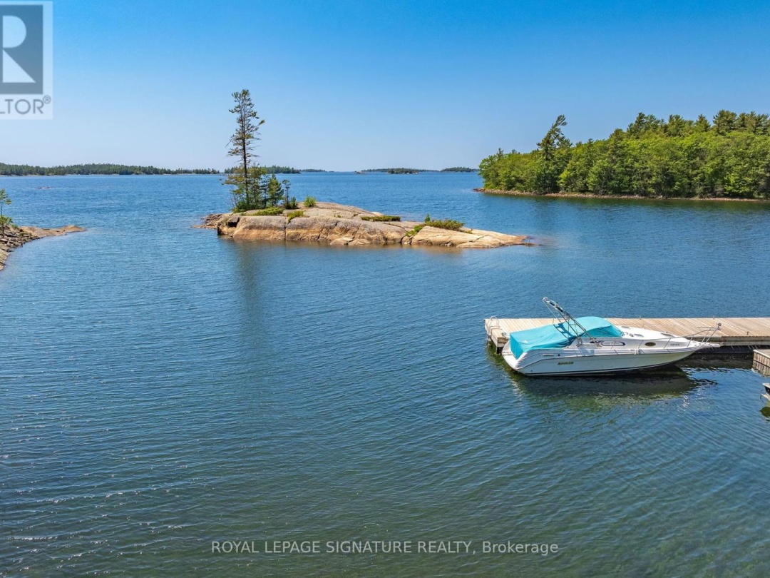 B350 ECHO ISLAND, Georgian Bay