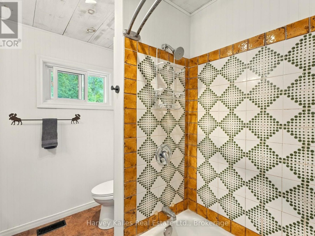1094 PROSPECT LAKE ROAD, 
