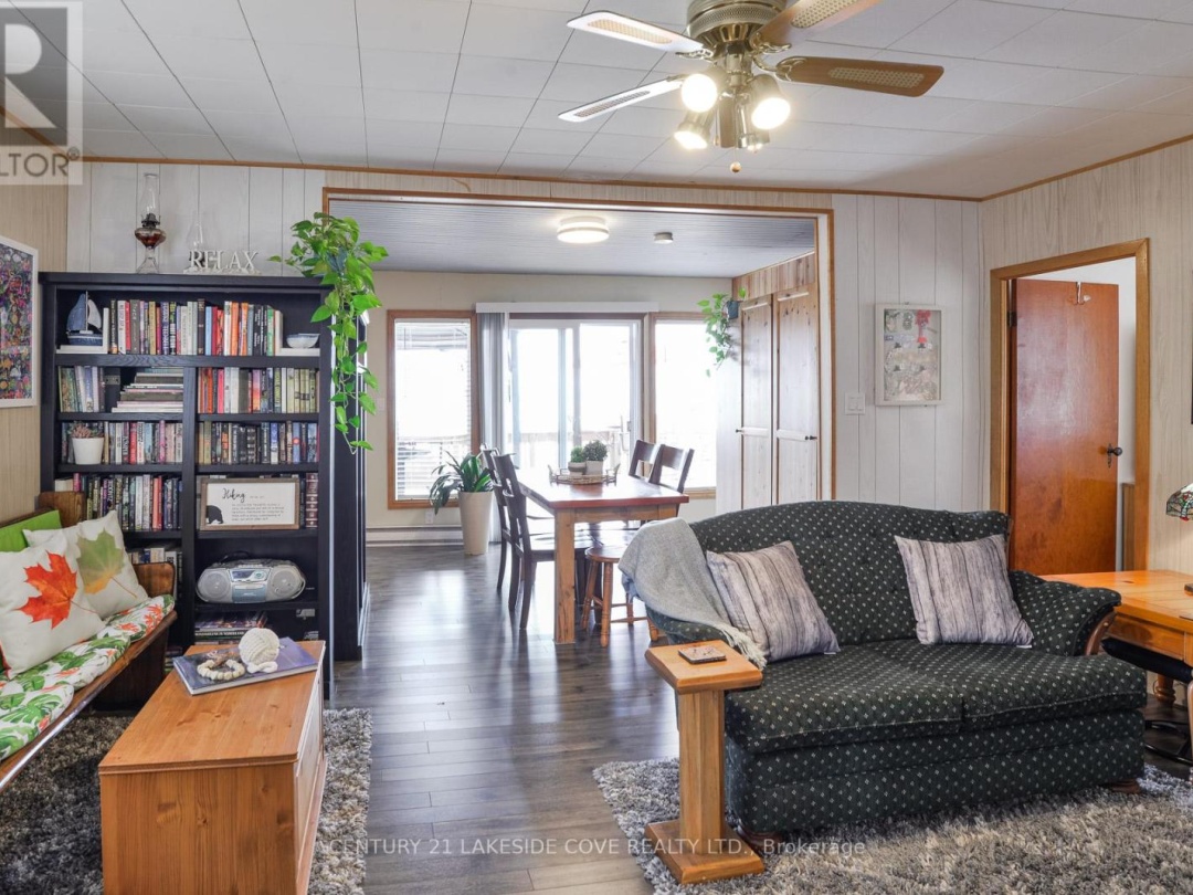 2730 LONE BIRCH TRAIL N, 