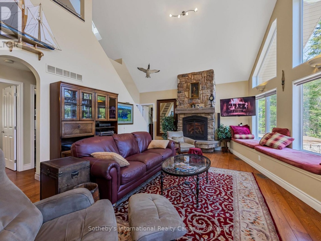 9 PAULS BAY ROAD, Harris Lake