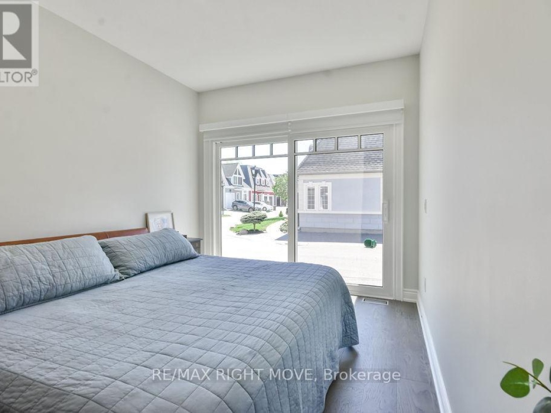 28 - 10 INVERMARA COURT, Lake Simcoe