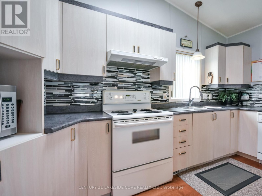 4103 LYNN STREET, Severn