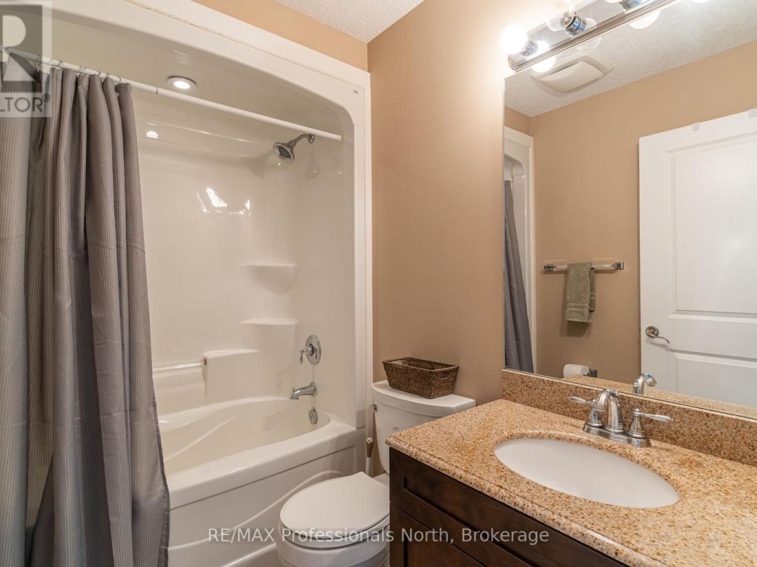 46 WEBB CIRCLE, 