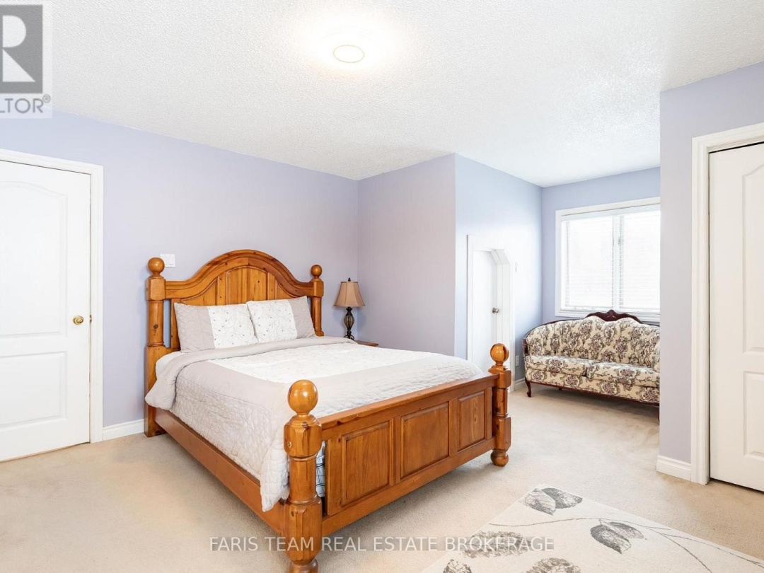 2104 NEWTON STREET, Tay