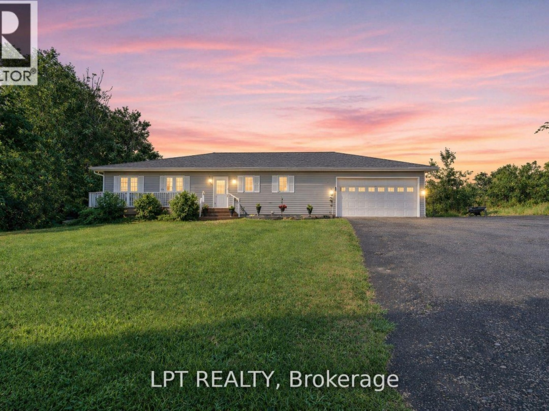 92 TATE'S BAY ROAD, Trent Lakes