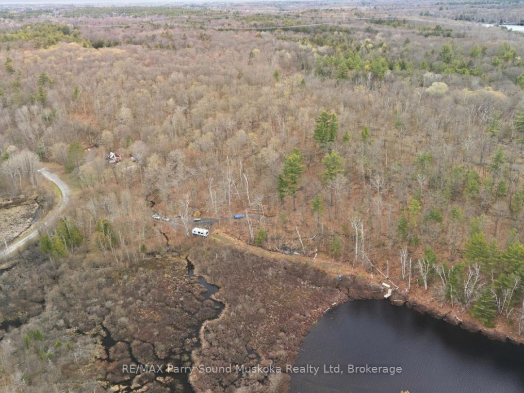 25 LAKE RIDGE ROAD, Bell Lake