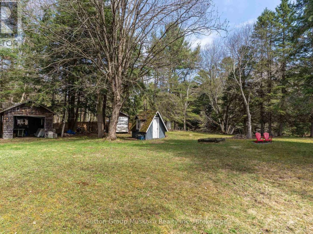 15 GLEN ACRES ROAD, 