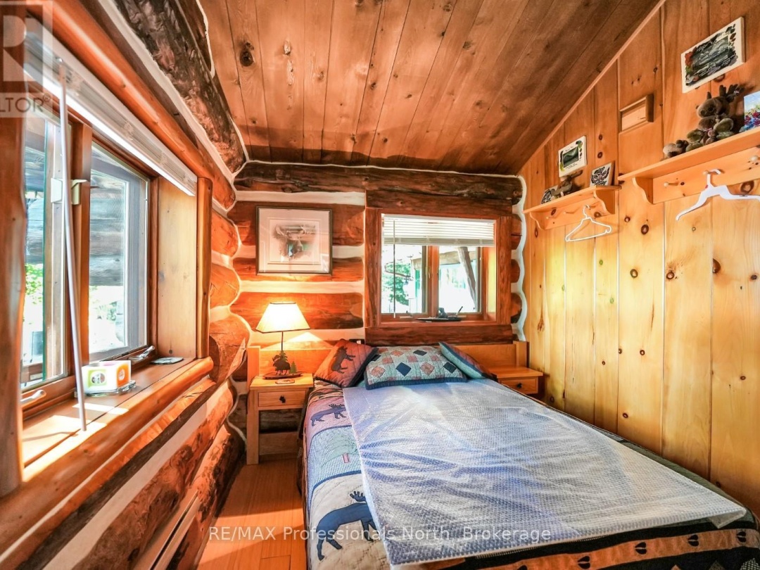 2718 WILKINSON ROAD, 