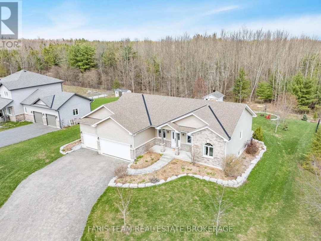 53 BOYD CRESCENT, Oro-Medonte (Moonstone)