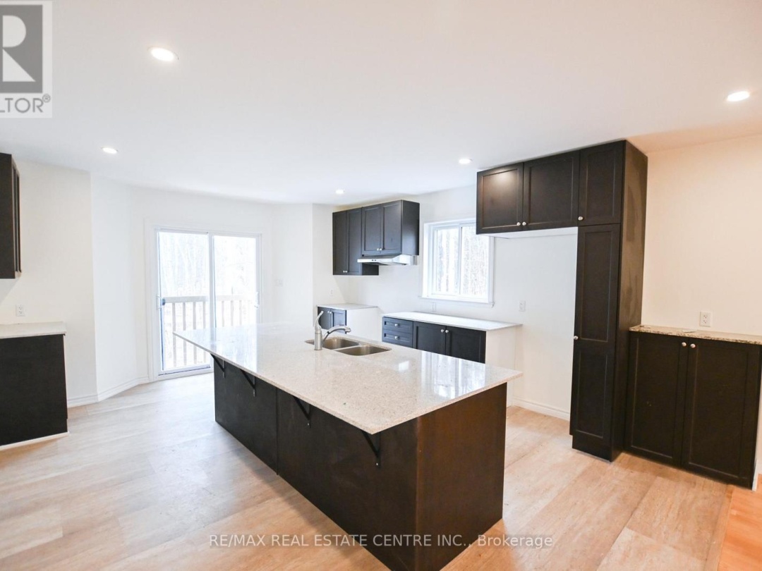 1078 SOUTH KAHSHE LAKE ROAD E, Gravenhurst (Morrison)