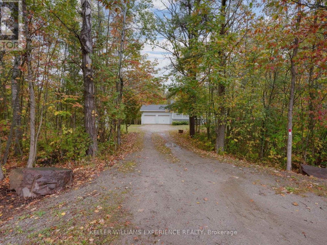 2372 KINNEAR SIDE ROAD, 