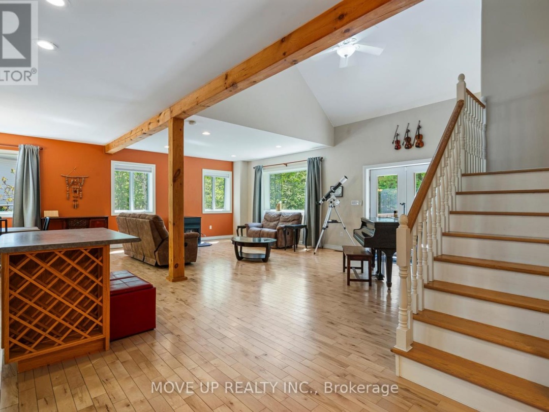 1884 BRUNEL ROAD, Huntsville (Brunel)