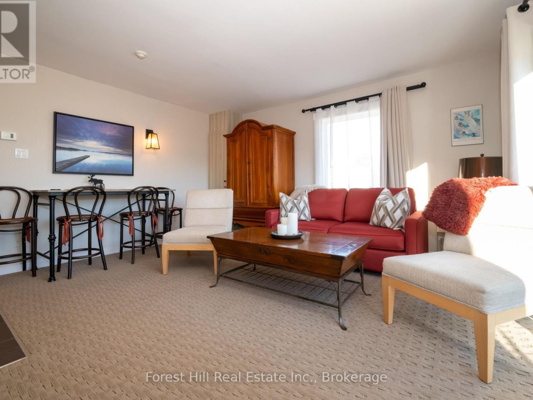 303 - 1235 DEERHURST DRIVE, Peninsula Lake