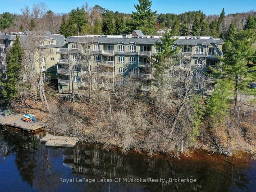 207 - 31 DAIRY LANE, Muskoka River