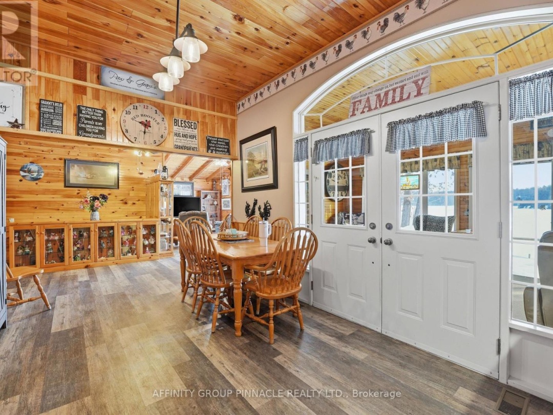 1150 MOORE LAKE ESTATES ROAD, Moore Lake