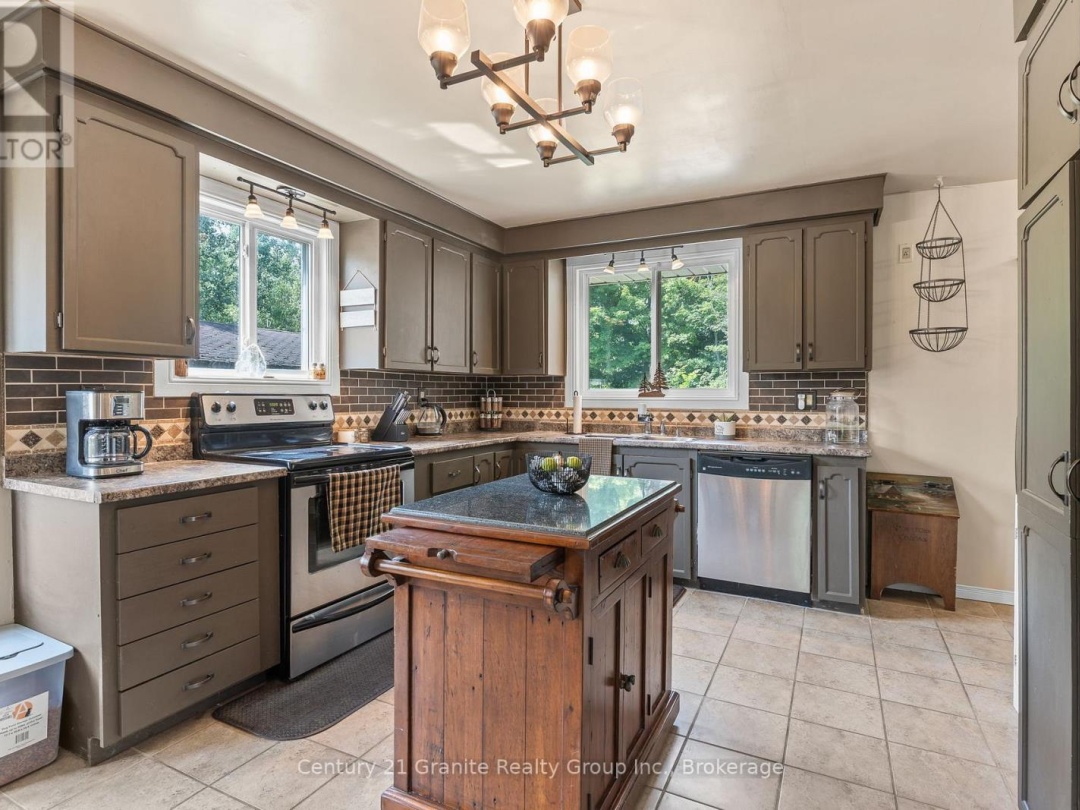 1037 KERNOHAN FARM TRAIL, Minden Hills (Minden)