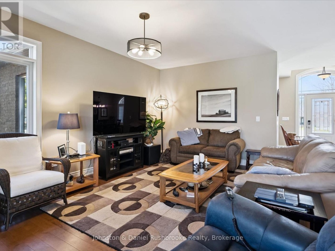 1842 MEADOWVIEW COURT, Severn (Marchmont)