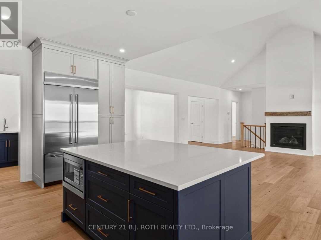 2 FRIESIAN COURT, Oro-Medonte
