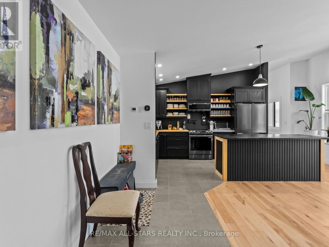 1062 NORTHLINE ROAD, Kawartha Lakes (Fenelon Falls)