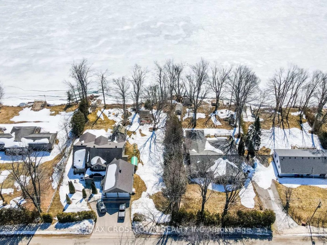 961 WOODLAND DRIVE, Lake Simcoe