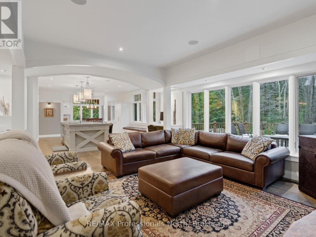 1656 MUSKOKA BEACH ROAD, Bracebridge (Muskoka (N))