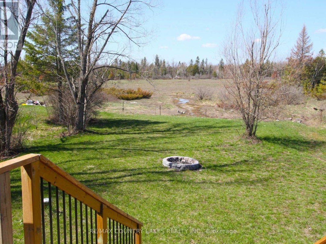 264 MCGUIRE BEACH ROAD, Canal Lake