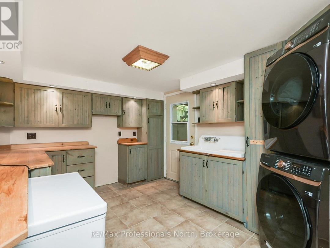 110 FRASER STREET, Gravenhurst (Muskoka (S))