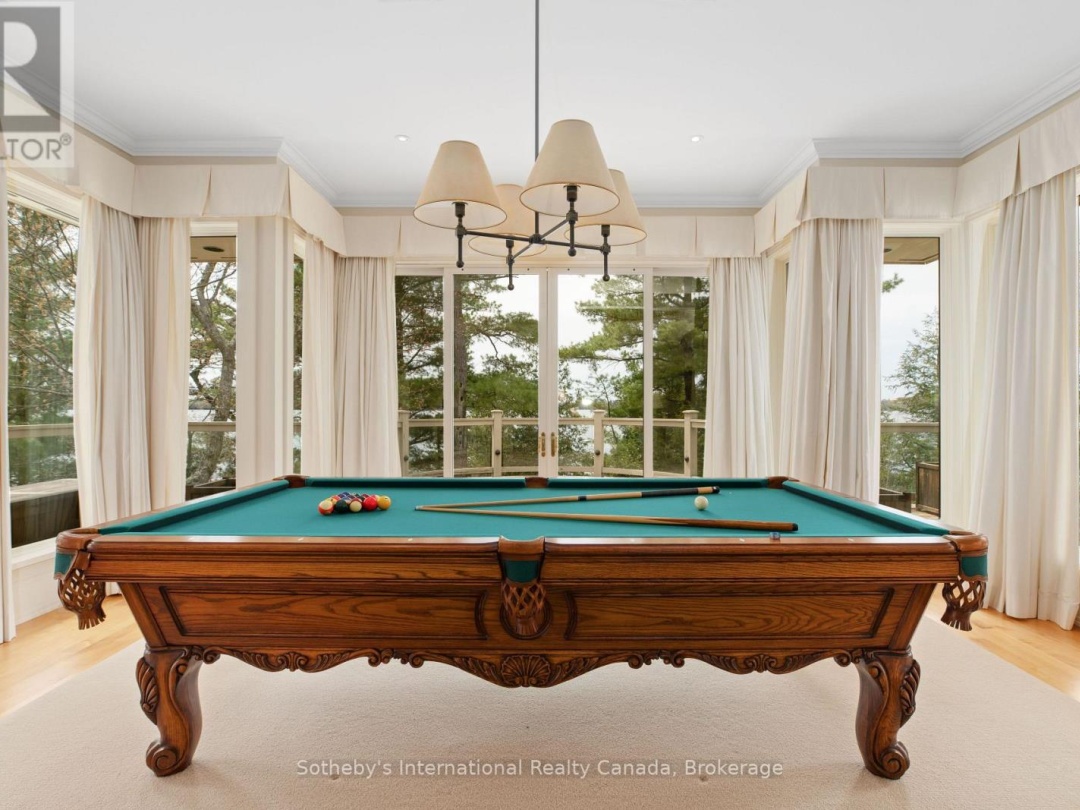 POINT COTTAGE - 1250 WALDMERE ROAD, Muskoka 