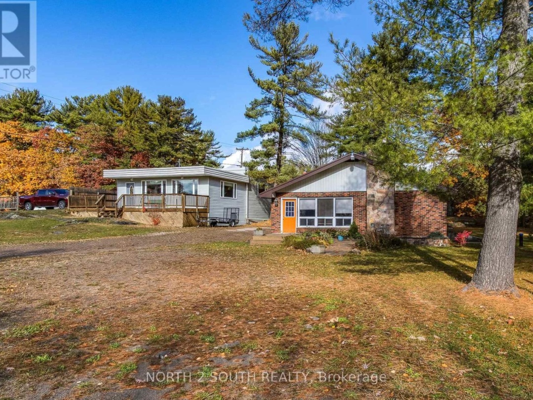 2512 HONEY HARBOUR ROAD, Georgian Bay (Baxter)