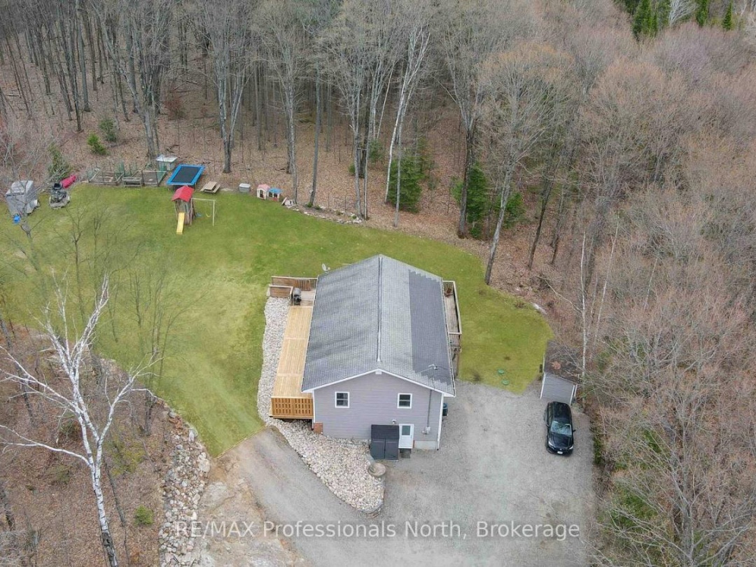 1310 ALEXANDER ROAD, Minden Hills (Minden)