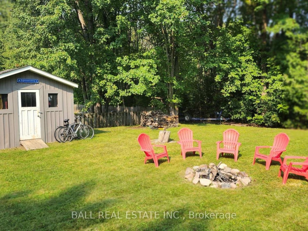 25 BAYVIEW ESTATE ROAD, Sturgeon Lake