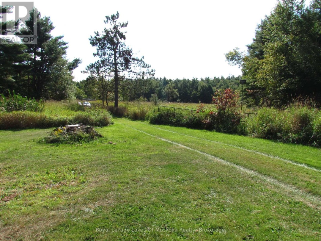 1016 LAYCOX ROAD, 