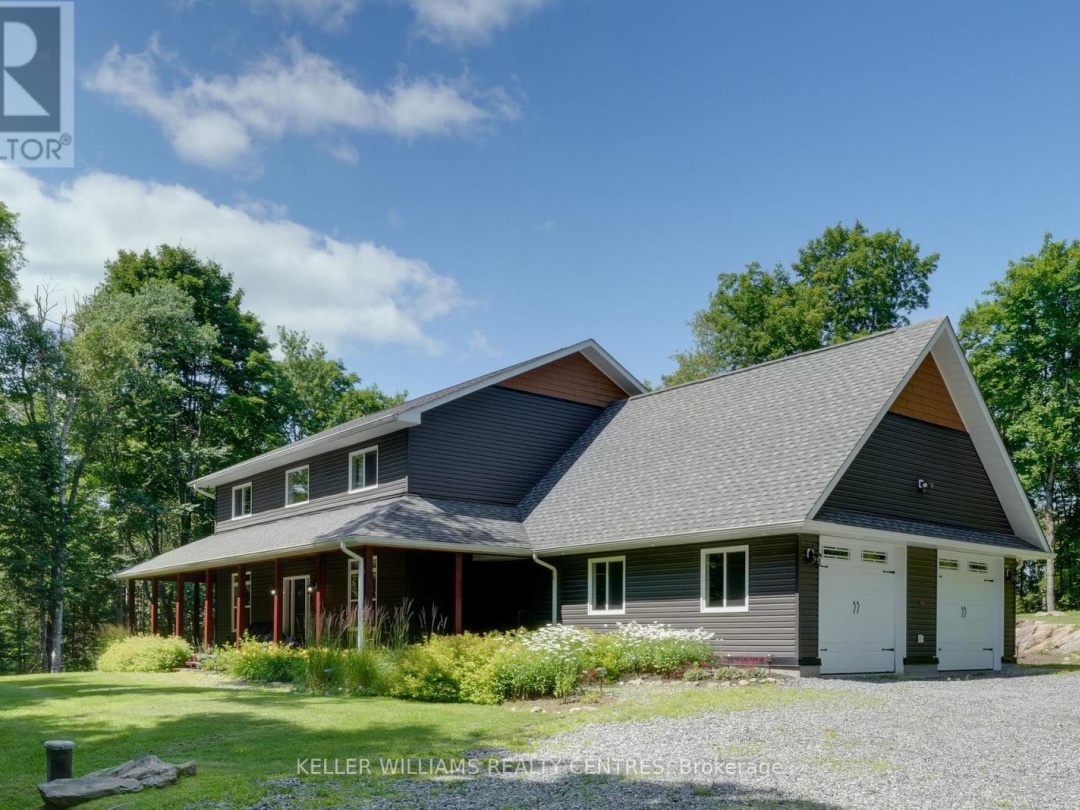 96 LINDGREN ROAD E, 