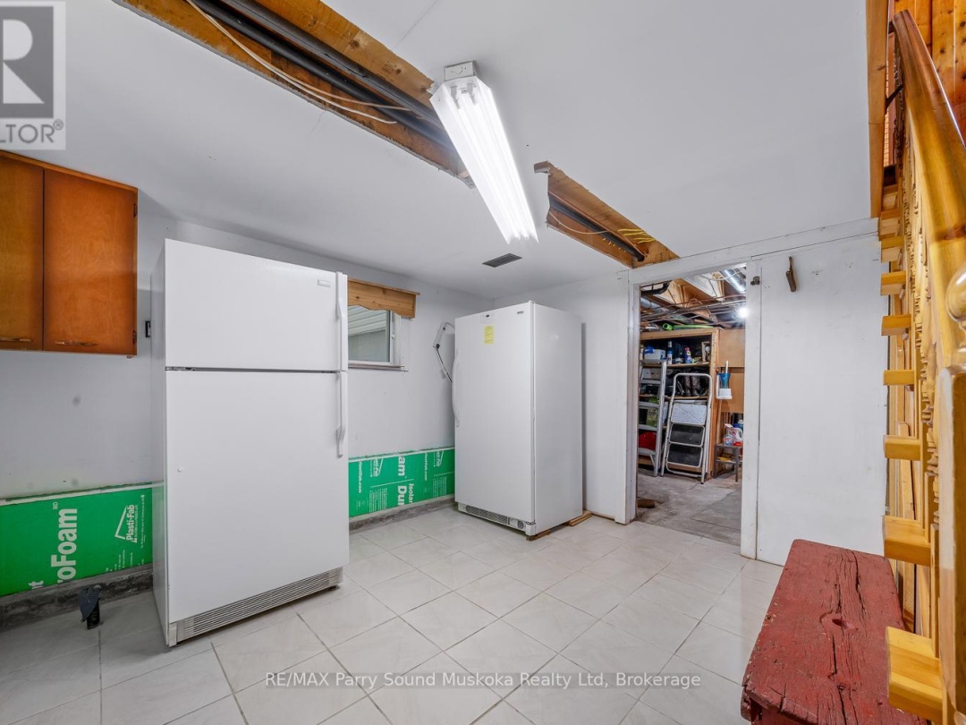 124 PINEWOOD ROAD, 