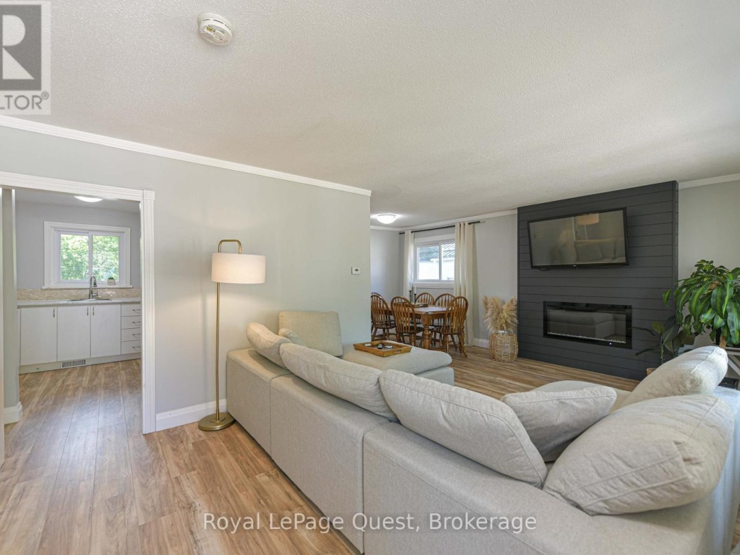 401 MISSISSAGA STREET W, Orillia