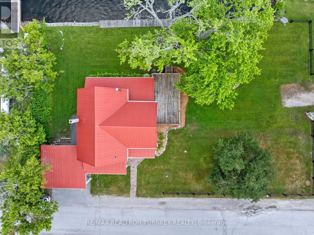 15 NORTH WATER STREET, Gull River