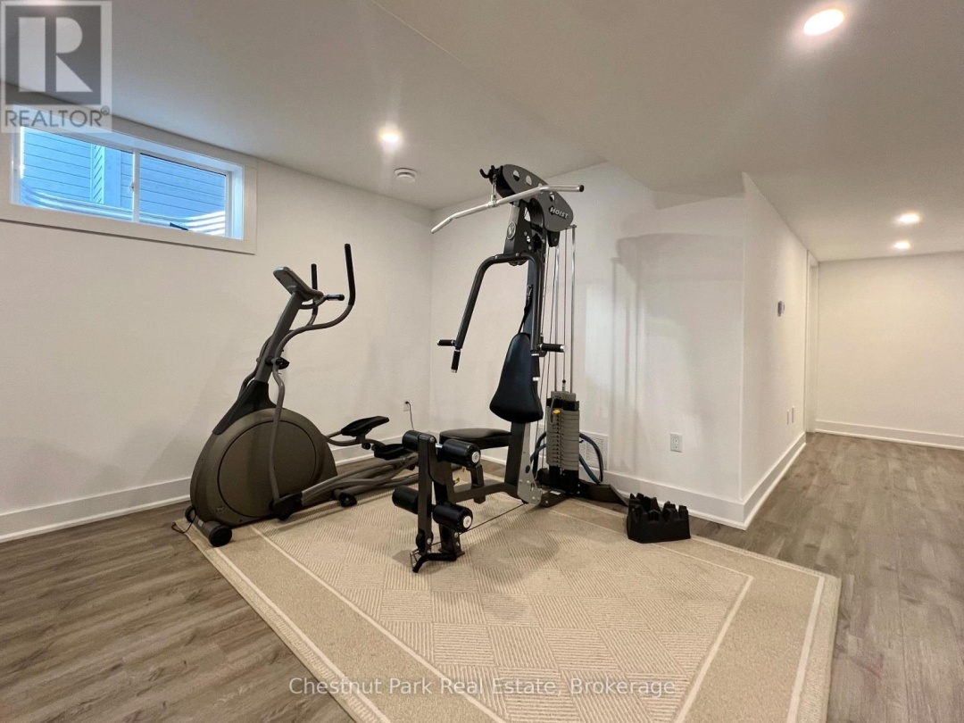 28 - 8 WILLIAM JAMES COURT, 
