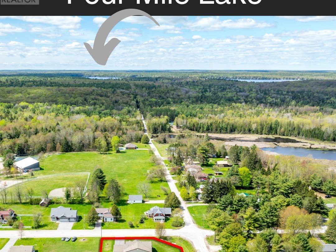 240 Burnt River Road, Kawartha Lakes (Somerville)