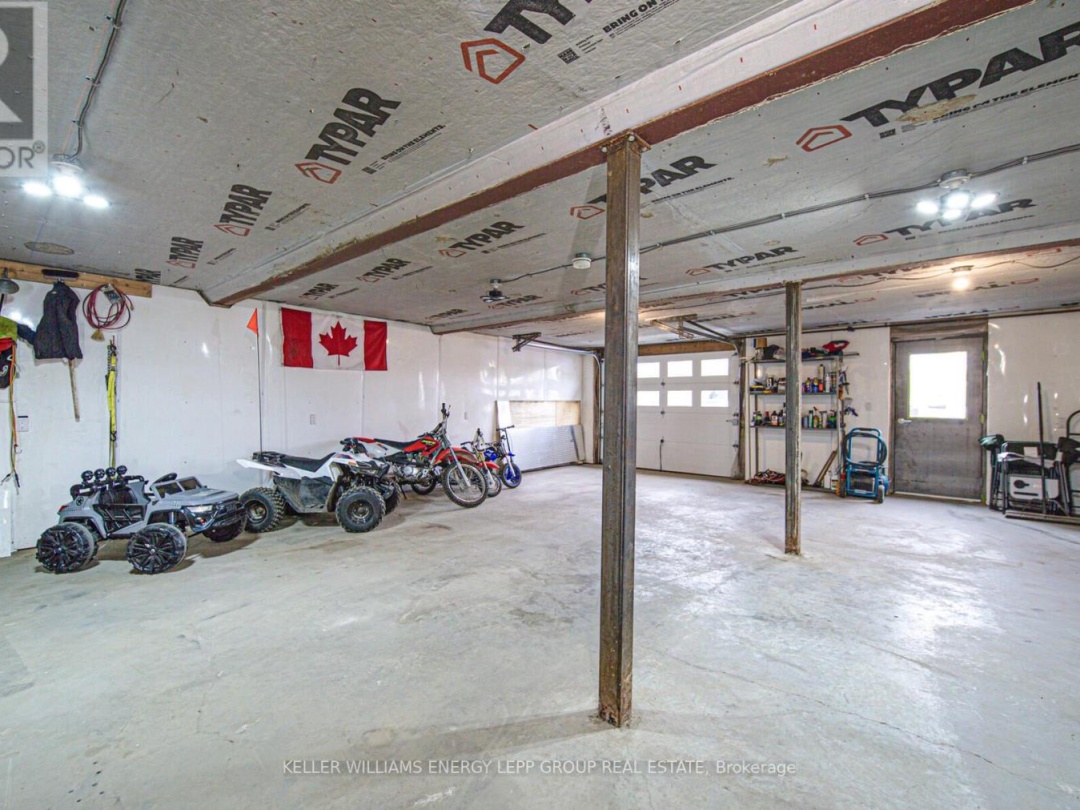 44 Ball Point Road, Kawartha Lakes (Mariposa)