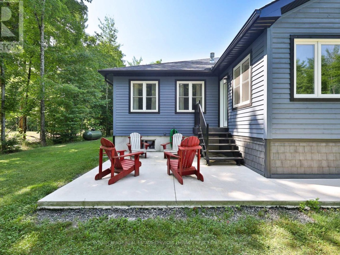 1068 XAVIER STREET, Gravenhurst (Morrison)