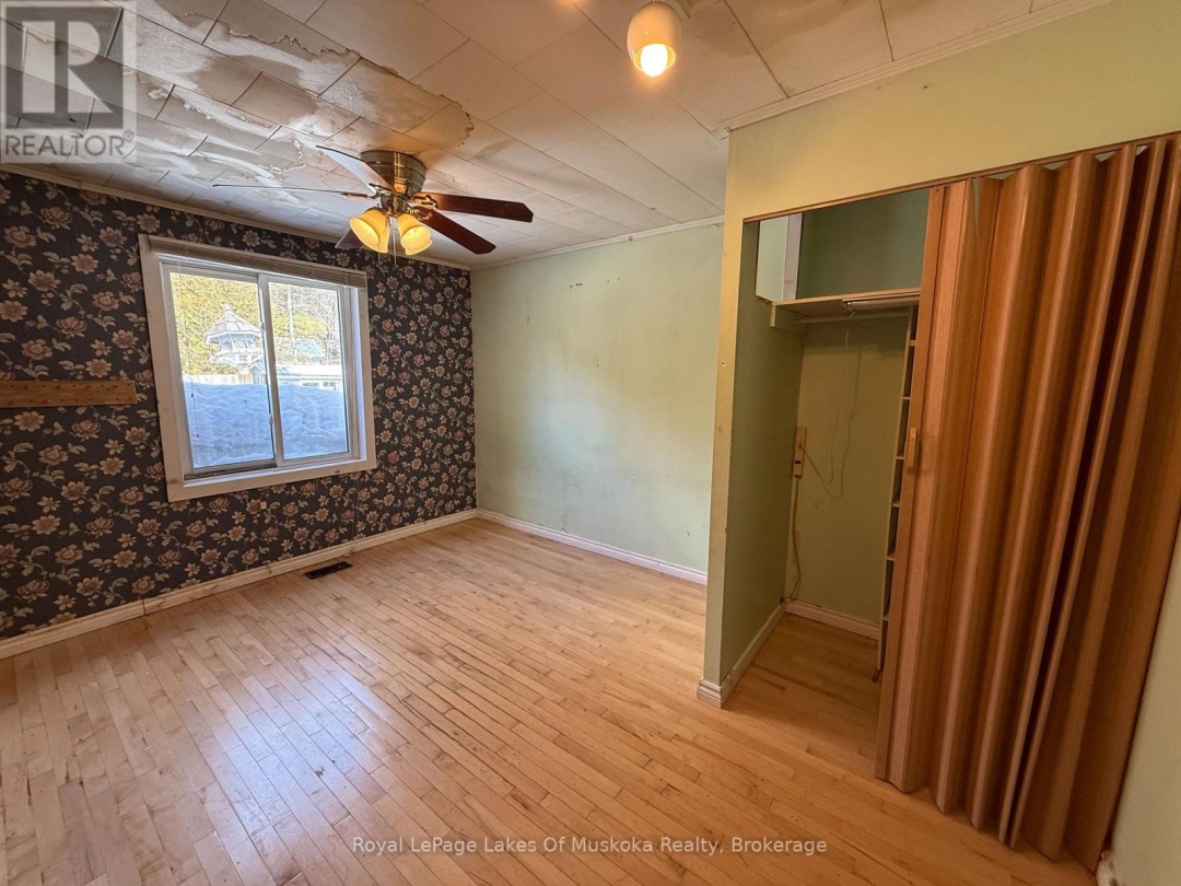 1071 NAISMITH ROAD, Bracebridge (Macaulay)